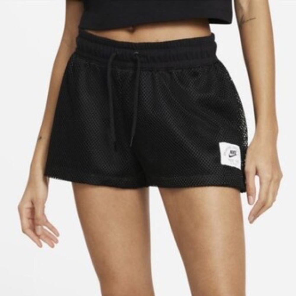 Nike Heritage Women's Mesh Shorts